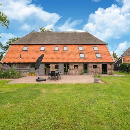 Monumental Holiday Home In Ijhorst Eksteriør billede